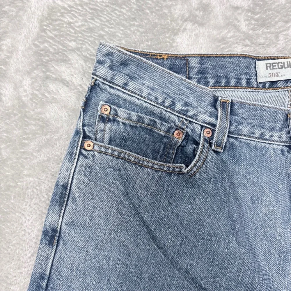 Levi's 505 Regular Fit Jeans Mens 36x32 Light Wash Blue Straight Leg Denim